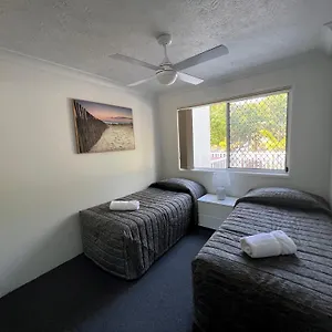 https://cascade-gardens-apartments.queenslandhotels.net