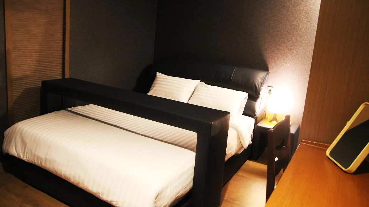 Mohenic Hotel Seoul Myeongdong